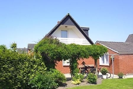 Ferienwohnungen Im Haus Nordseebrise Neuharlingersiel Bagian luar foto