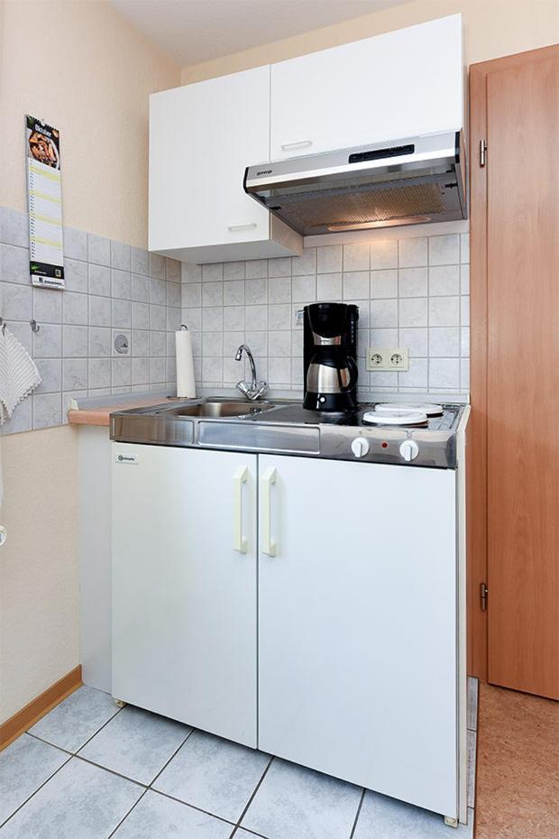 Ferienwohnungen Im Haus Nordseebrise Neuharlingersiel Bagian luar foto